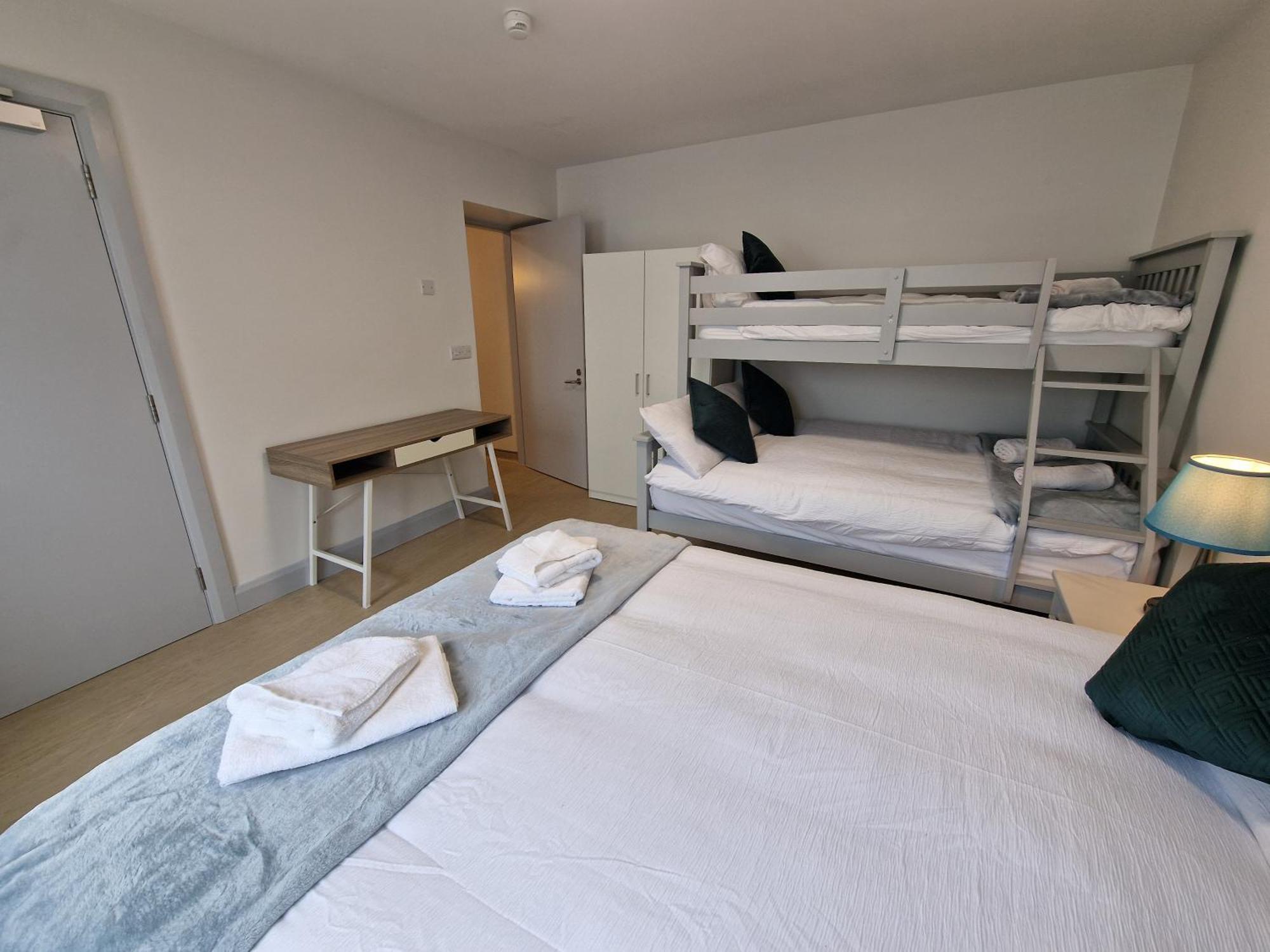 Trivia House Hostel Swanlinbar Buitenkant foto