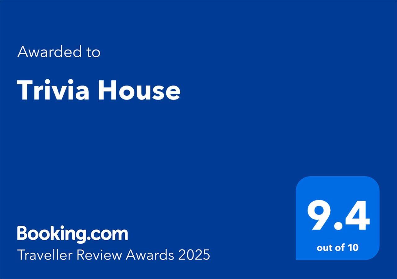 Trivia House Hostel Swanlinbar Buitenkant foto